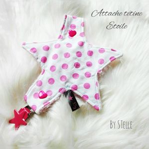 attache-tetine-etoile-pois-rose-blanc-by-stelle