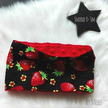 snood-naissance-fraise-rouge-by-stelle